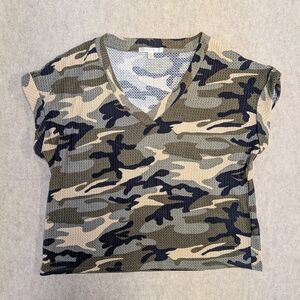Cyrus Camouflage V-Neck Waffle Tee Hunting Wife Army Olive Green Comfy Small